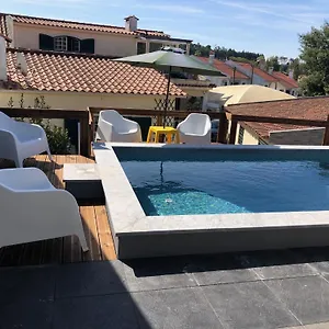 Casa de hóspedes Sintra Breeze - Sun, Pool & Kitchen